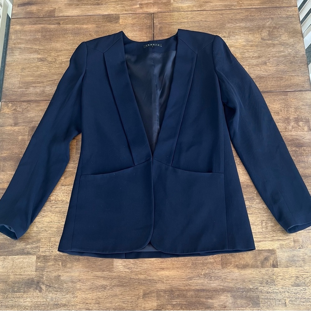 Theory Navy wool blend classic blazer